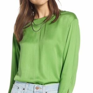 Something Navy Easy Woven Top Long Sleeve Keyhole back in Kelly Green NWOT
